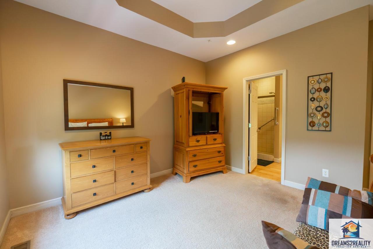 4Br Walk-In - Foosball Table - Hot Tub - Fire Pit - Free Tickets Included - Dv166 Branson Exterior photo